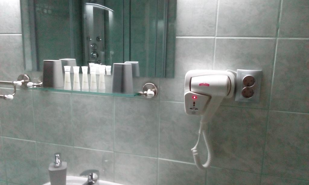 Ferienwohnung Casa Pescar Cluj-Napoca Zimmer foto